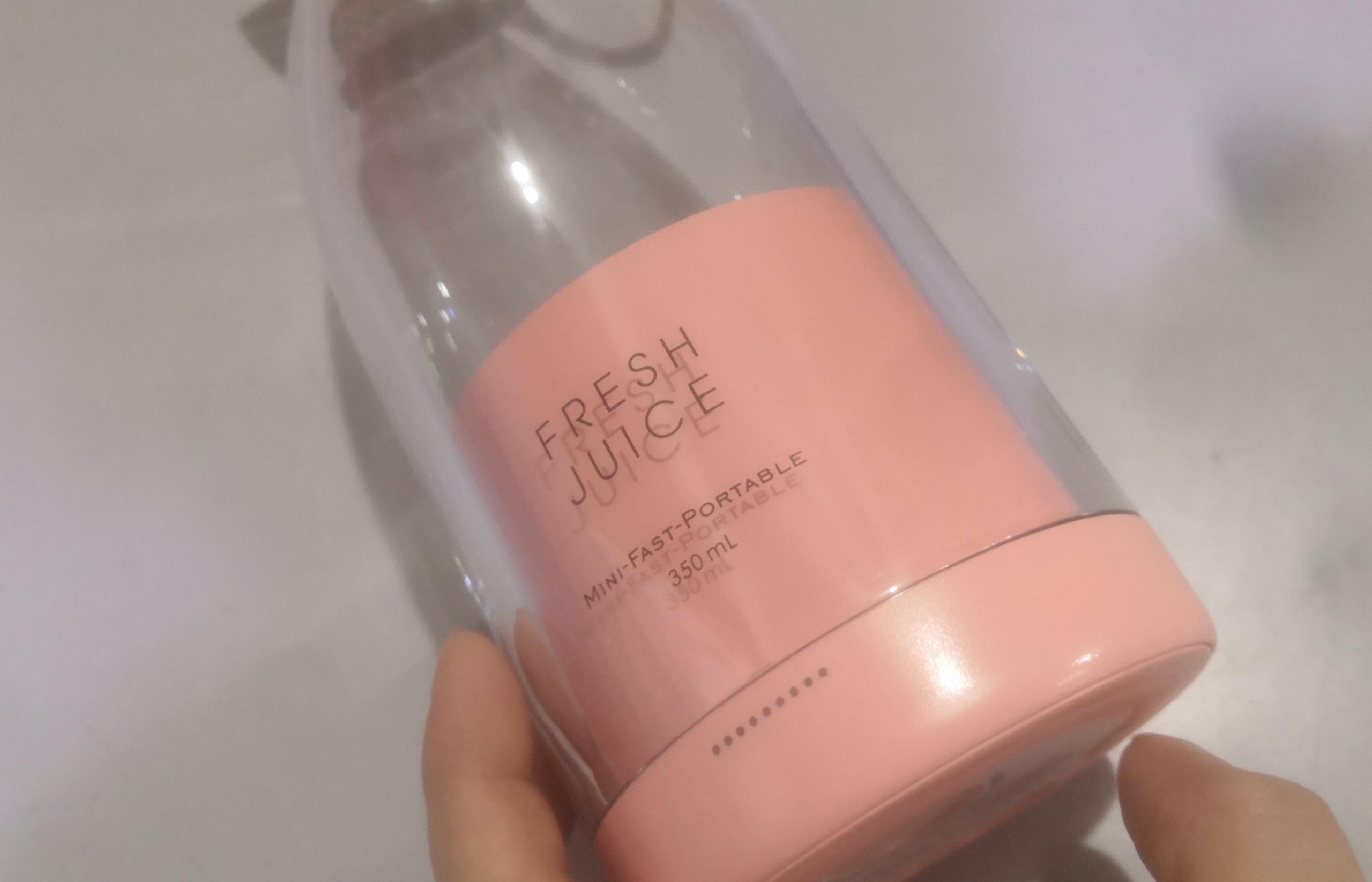 Portable juicer blender